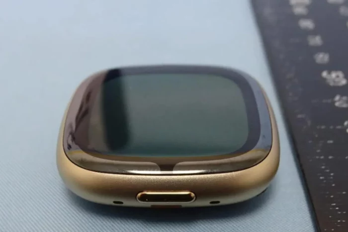 Fitbit Sense 2 et Versa 4 : une fuite révèle un nouveau bouton physique