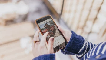 kate torline VeiqoYAEeis unsplash