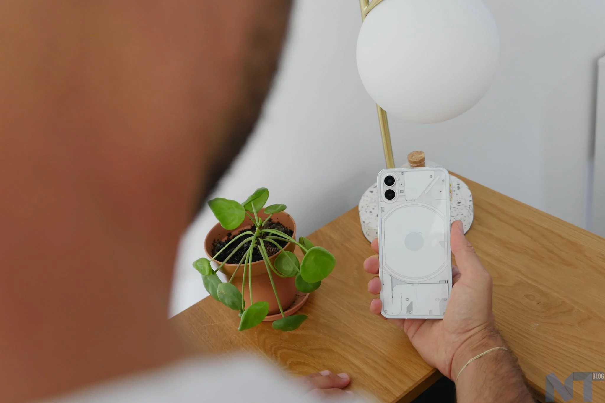 Nothing Phone 1 8