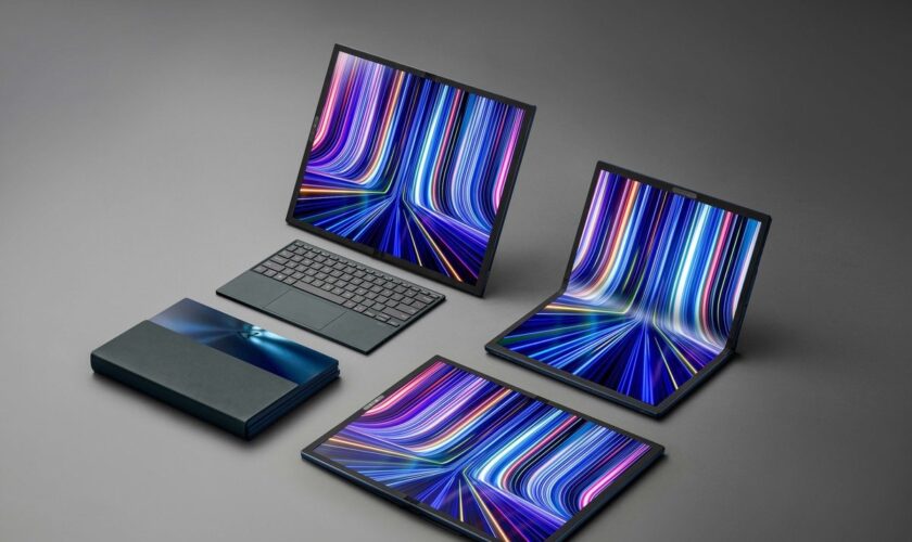 Zenbook 17 Fold OLED