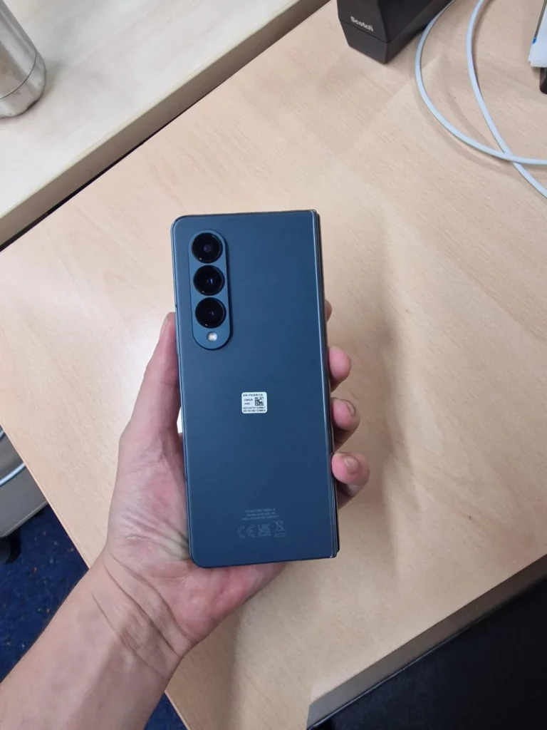 Le Galaxy Z Fold 4 fait l'objet d'une fuite avec quelques fonctionnalités phares 53 z fold 4 leaked 3