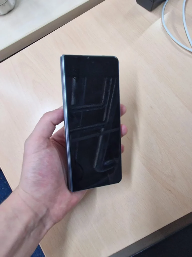 Le Galaxy Z Fold 4 fait l'objet d'une fuite avec quelques fonctionnalités phares 55 z fold 4 leaked 4