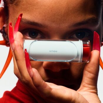 62cdf99f ear stick nothing donne