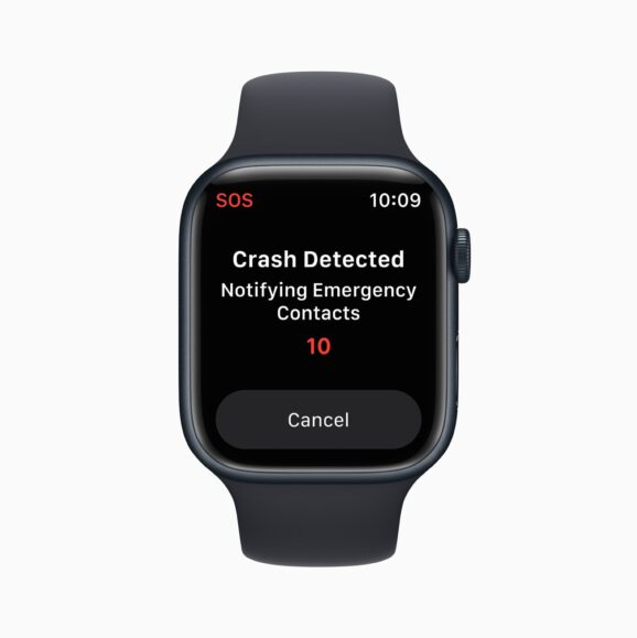 Apple Watch S8 Crash Detection n