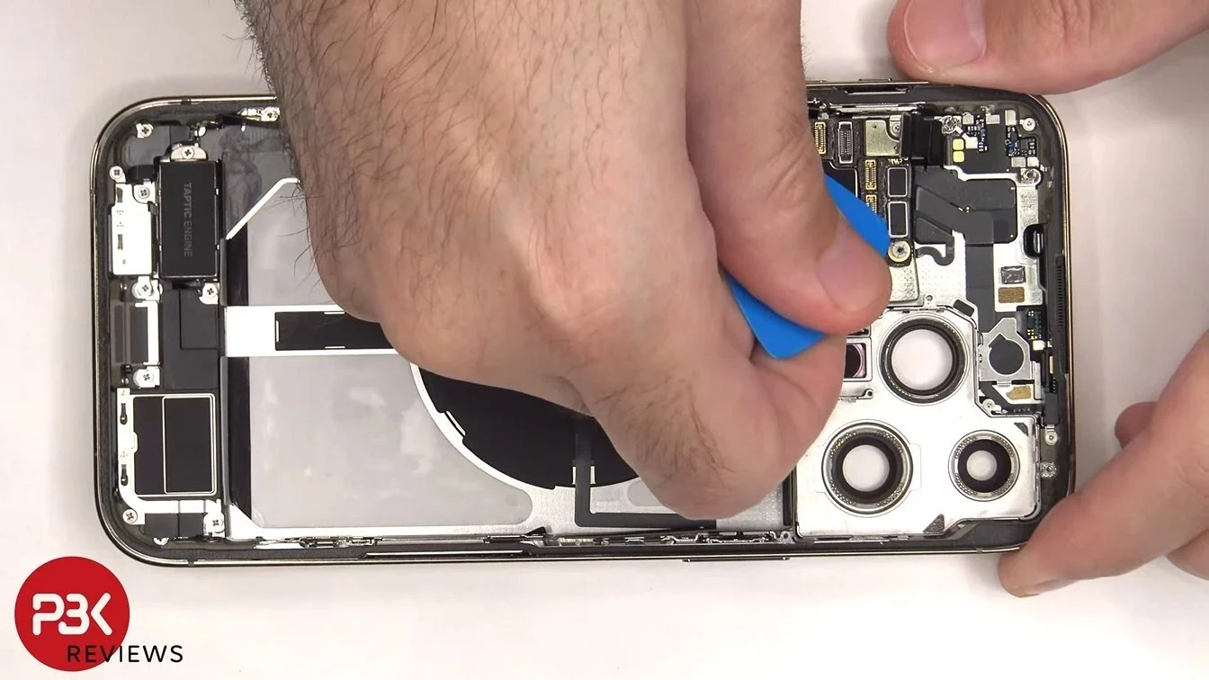 Apple iPhone 14 Pro Max Disassem2