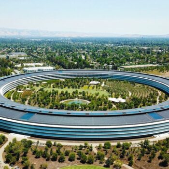 LBBZ5UXUR6ZTPG5YF37NWKYEKE