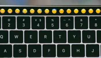 wu yi CUCGsuAyufc unsplash