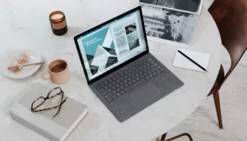windows C6T6vr1sQI0 unsplash