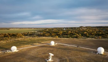 AMF Emergency SOS via satellite