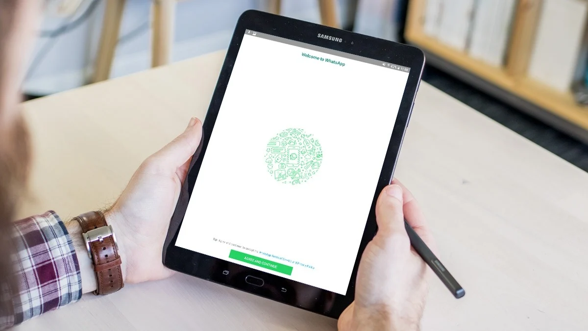install whatsapp on tablet jpg