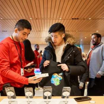 Apple Pacific Centre Vancouver o 1