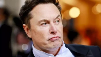 opinion elon musk just picked a