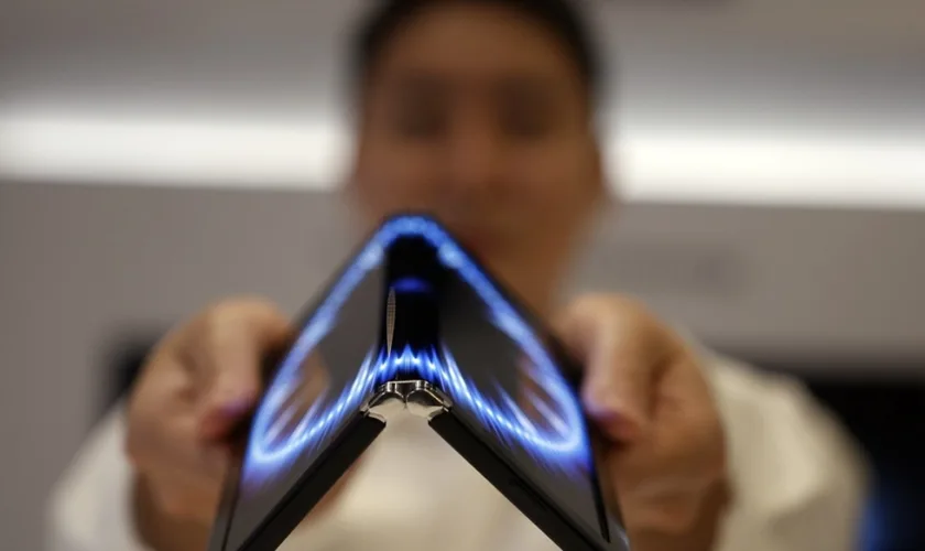 CES 2023 : LG Display dévoile un écran OLED pliable de 17 pouces pour les ordinateurs portables et plus encore 69 LG foldable display