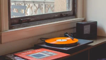 travis yewell F B7kWlkxDQ unsplash