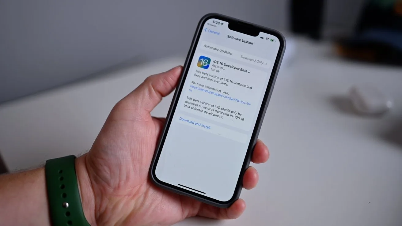 49343 96395 iOS 16 Beta 3 xl jpg