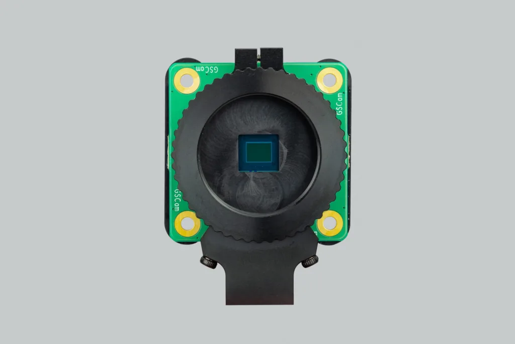 Raspberry Pi lance une caméra pour les projets de vision industrielle 64 GS CAM FRONT 2048x1365 1