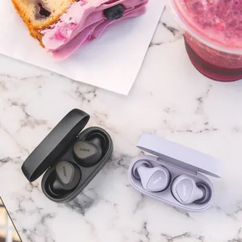 Jabra Elite 4 Dark Grey Lilac Contextual Overhead Smoothie Large CMYK