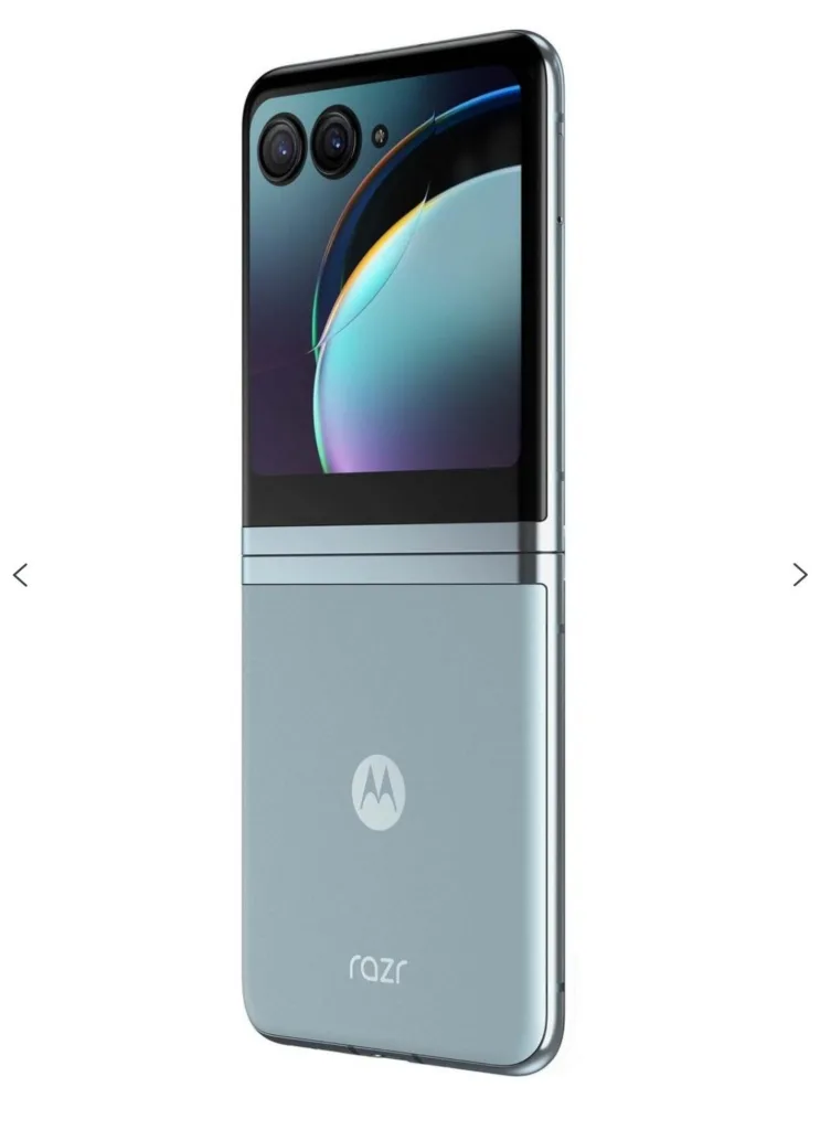 Le Motorola Razr 40 Ultra serait équipé d'un écran p-OLED de 6,9 pouces 54 FwujHOYaAAA2tSE