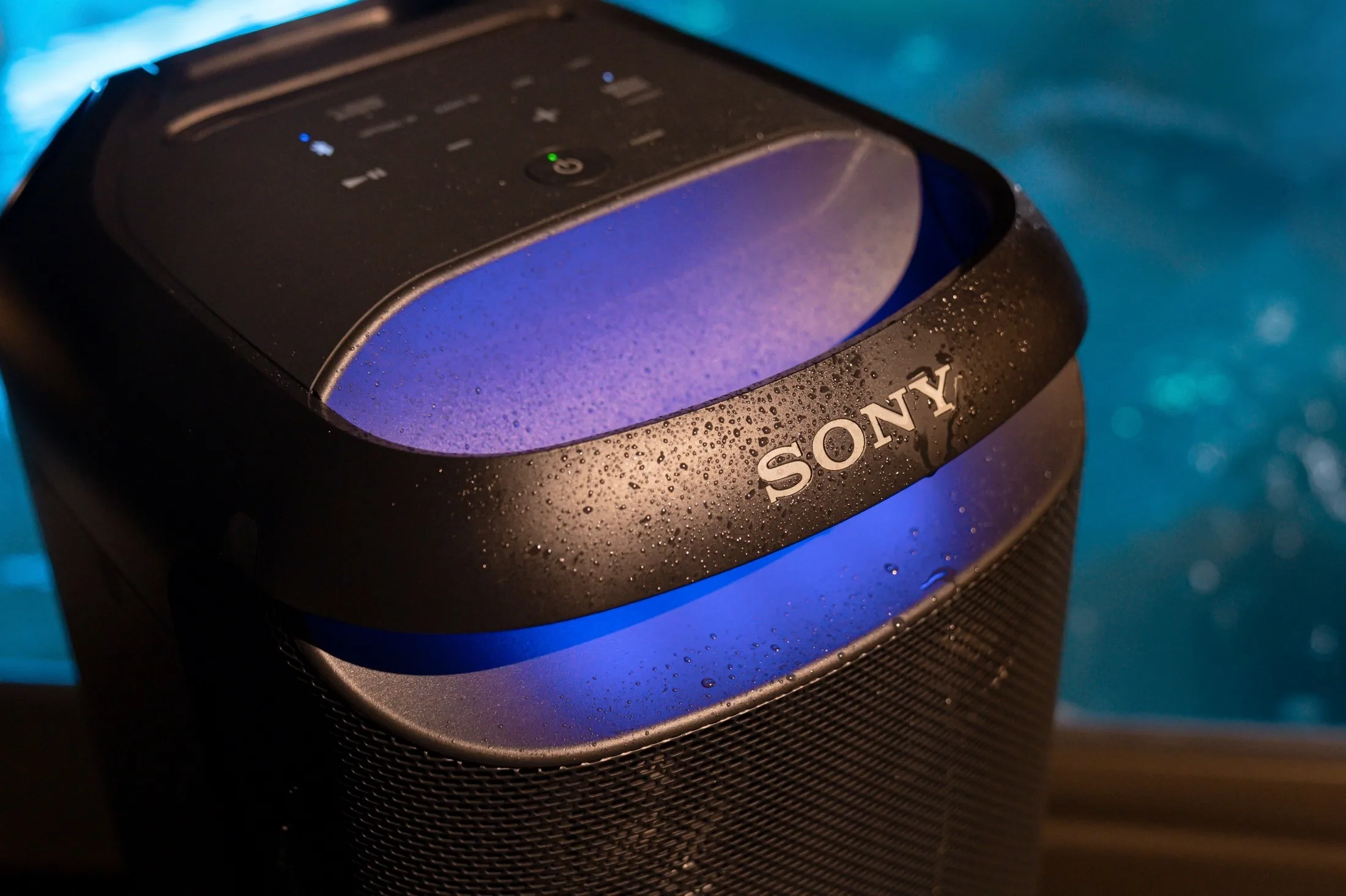 Test et avis de l'enceinte Sony SRS-XB100 : est-elle le bon choix ?