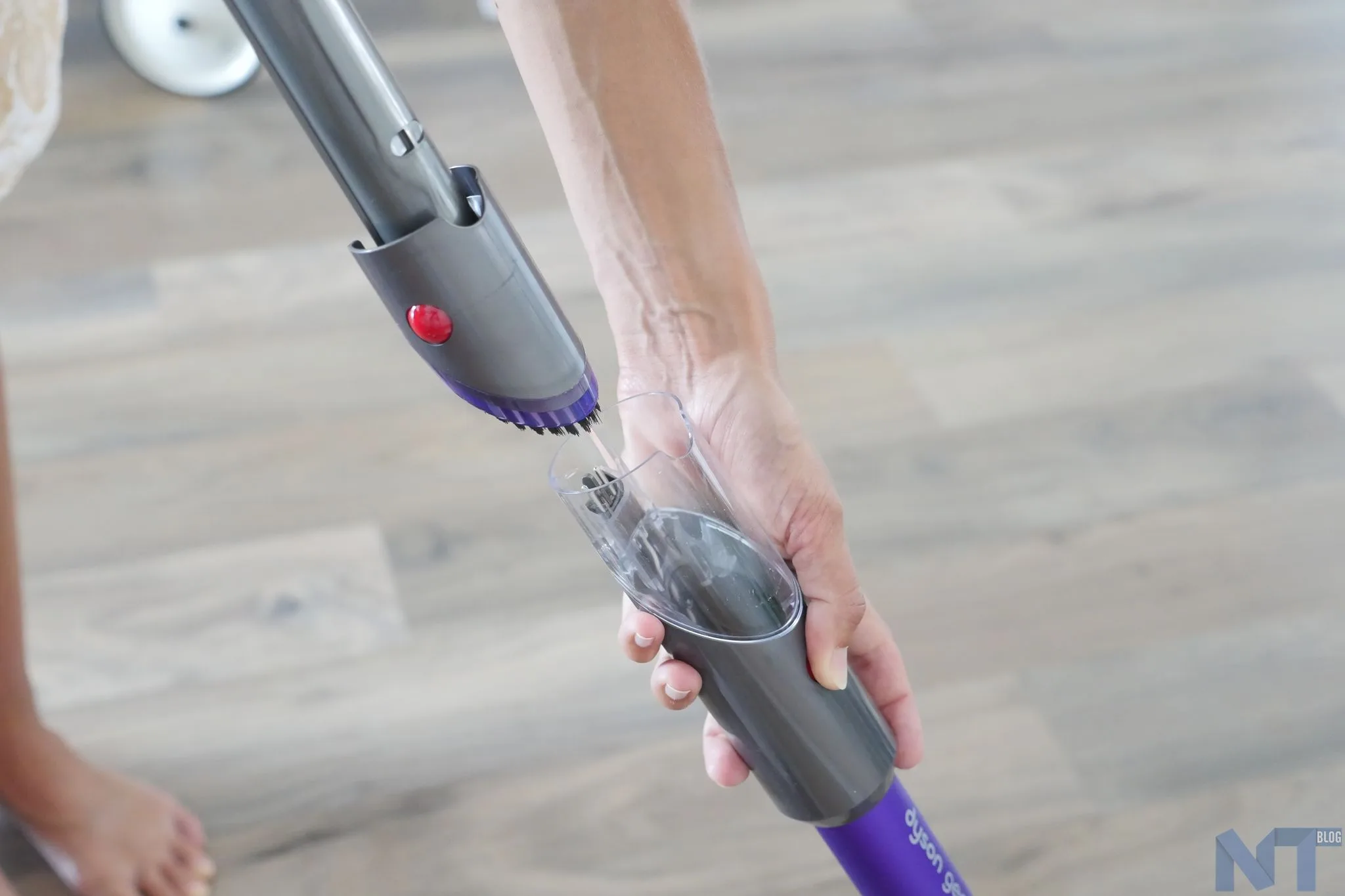 Dyson Gen5detect 106 jpg