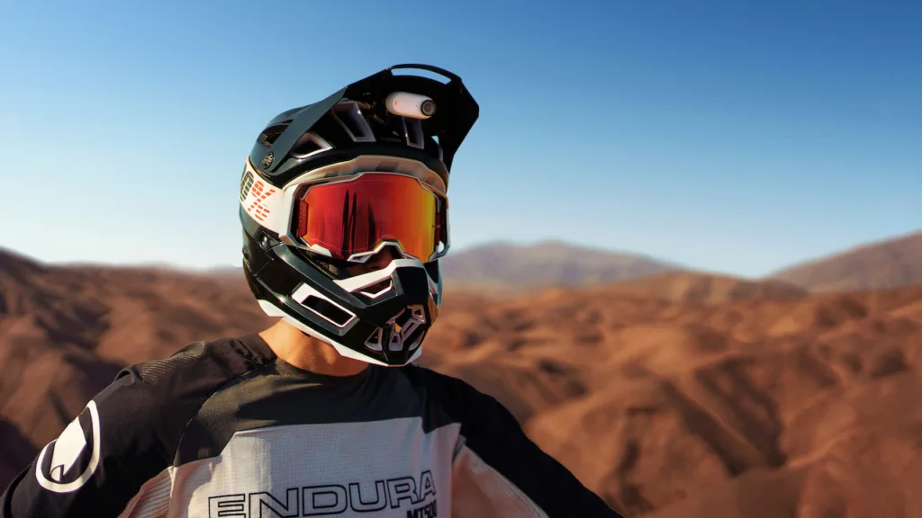 La minuscule caméra d'action magnétique Insta360 Go 3 est très cool ! 60 MTB 01