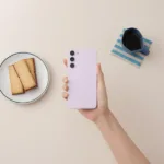 THUMB 003 handson galaxy s23plus lavender