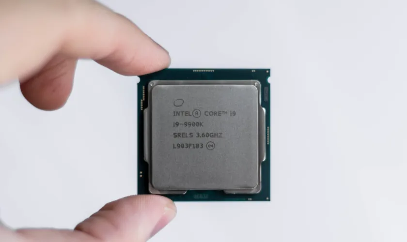 christian wiediger 4Iv0Z1e2nNY unsplash