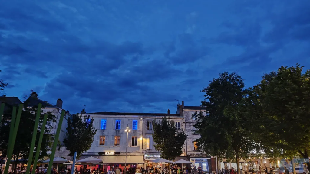 Test du Motorola Edge 40 Pro : le dernier fleuron de Motorola offre d'exceptionnelles performances 55 Motorola Edge 40 Pro P 4