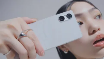 Sony Xperia 5 V leaked ad 1.jpg