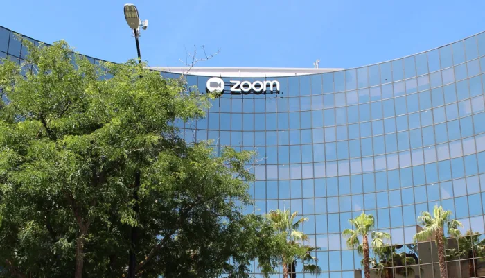 Zoom veut que ses employés en télétravail reviennent au bureau