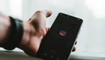 claudio schwarz vj3nOtiX85Y unsplash