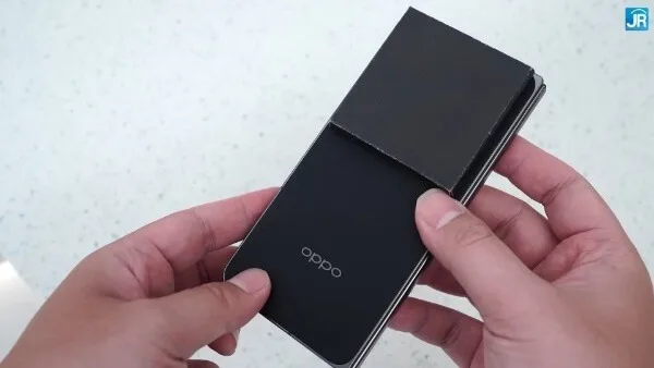Le pli de l'écran du OnePlus Open passe presque inaperçu dans une vidéo de prise en main 68 OP Open Find N3 Display Crease 2 jpg