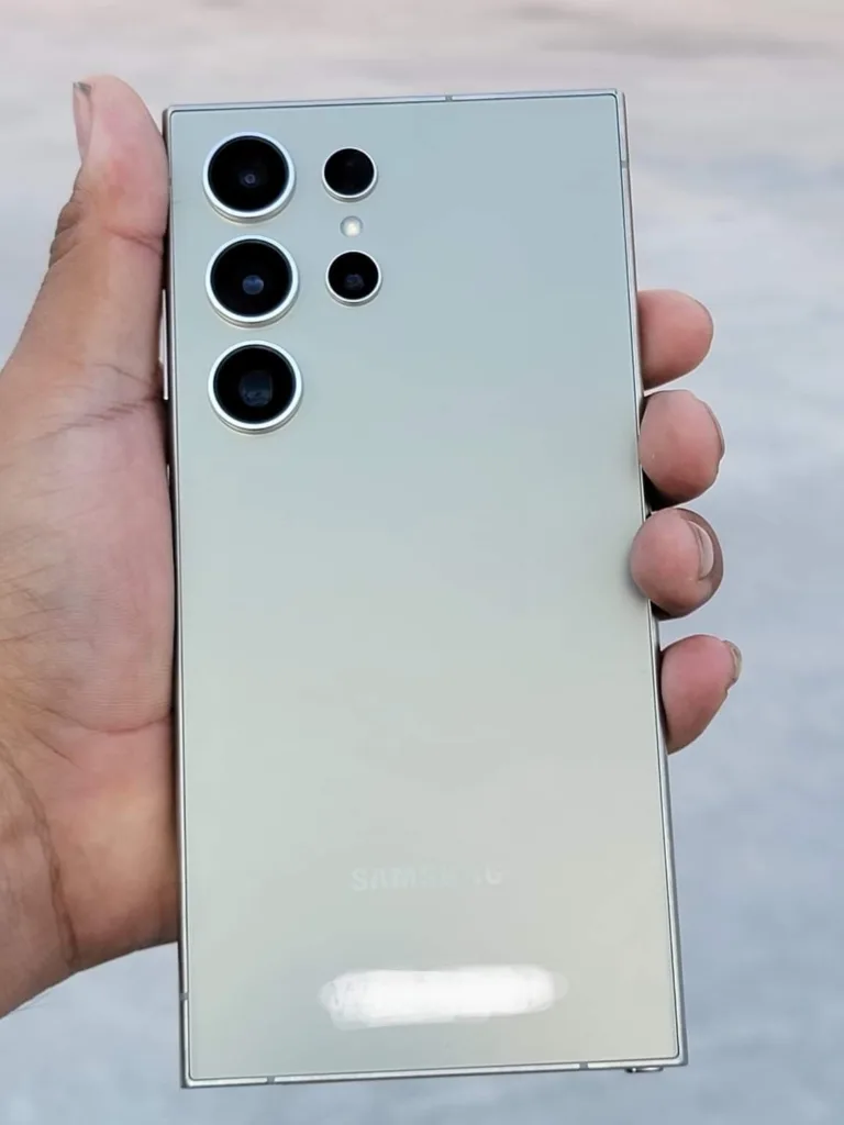 Les fuites du Samsung Galaxy S24 Ultra révèlent des modifications de design qui pourraient diviser l'opinion 52 galaxy s24 ultra leak 2