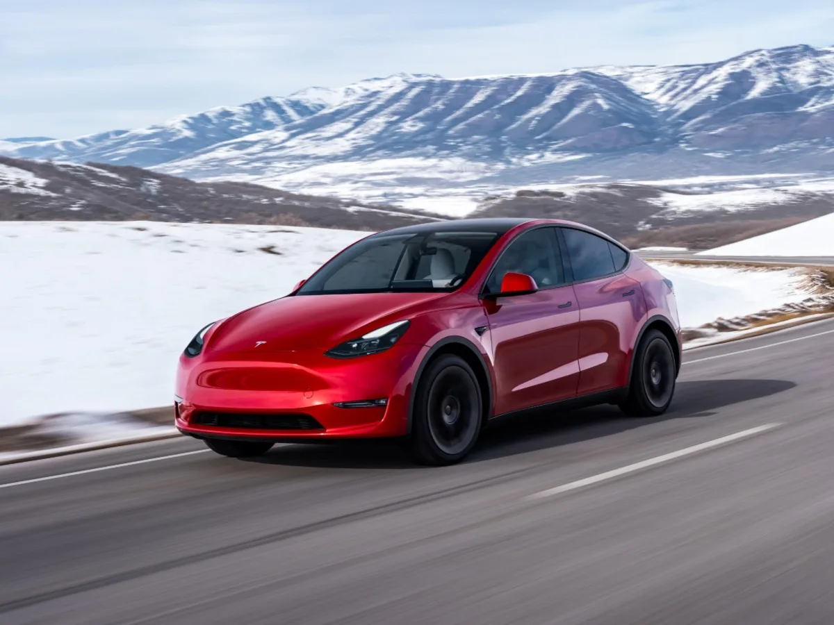 b380b31a apres la model 3 tesla jpg