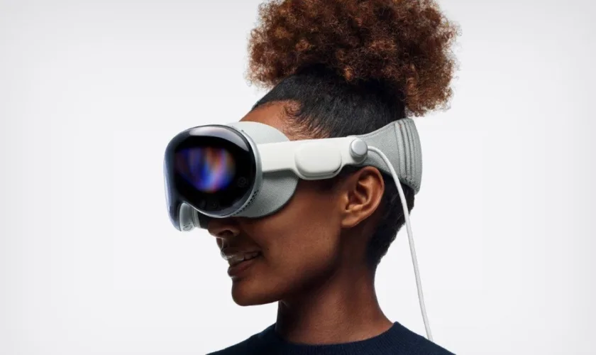 Apple Vision Pro Profil Femme 1