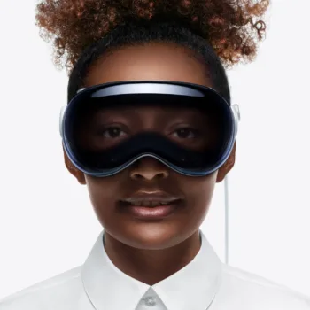 Apple Vision Pro availability he 1