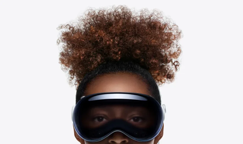 Apple Vision Pro availability he 2