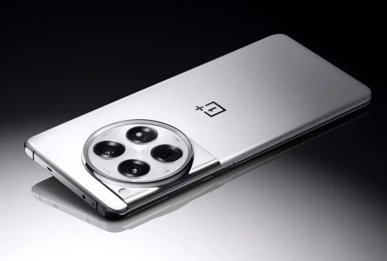 OnePlus 12 render weibo 1 1536w jpg