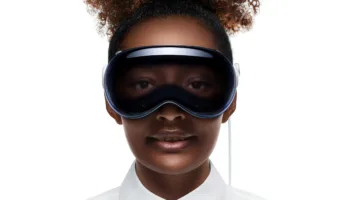 Apple Vision Pro main image scre