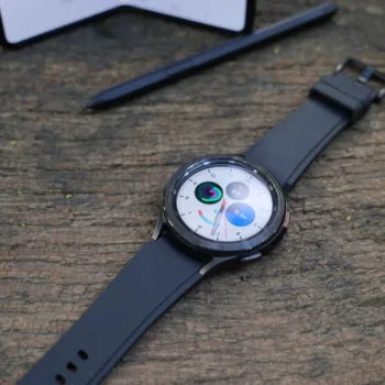 Samsung Galaxy Watch FE : L'élégance à prix réduit