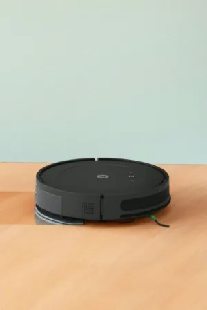 iRobot dévoile son robot aspirateur le plus abordable : le Roomba Combo Essential