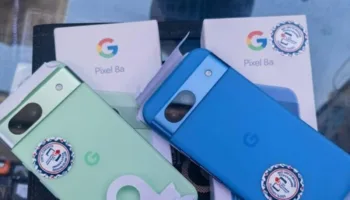Le Pixel 8a et sa boîte apparaissent en vidéo