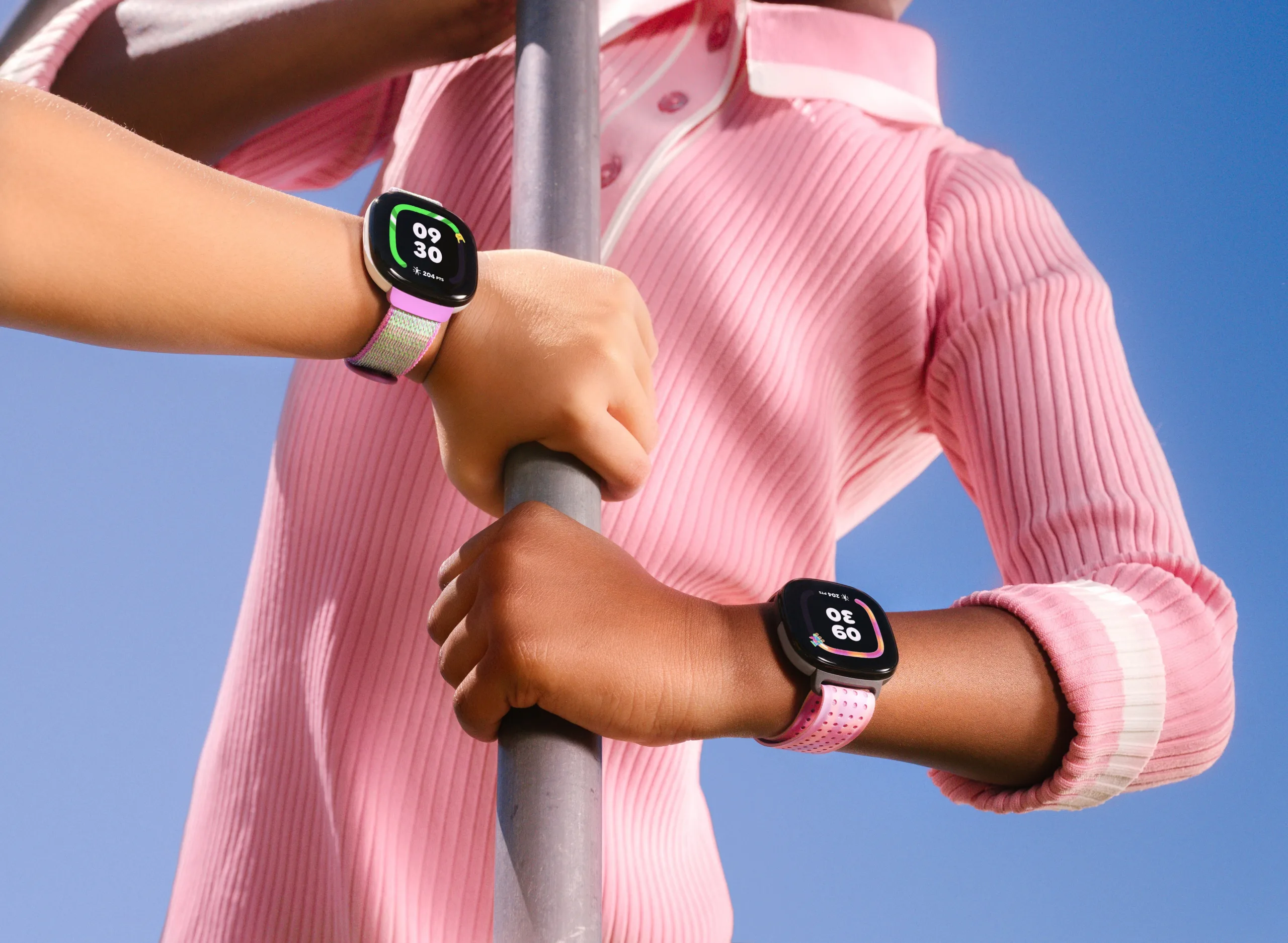 fitbit ace lte moovin and glitte 1 scaled