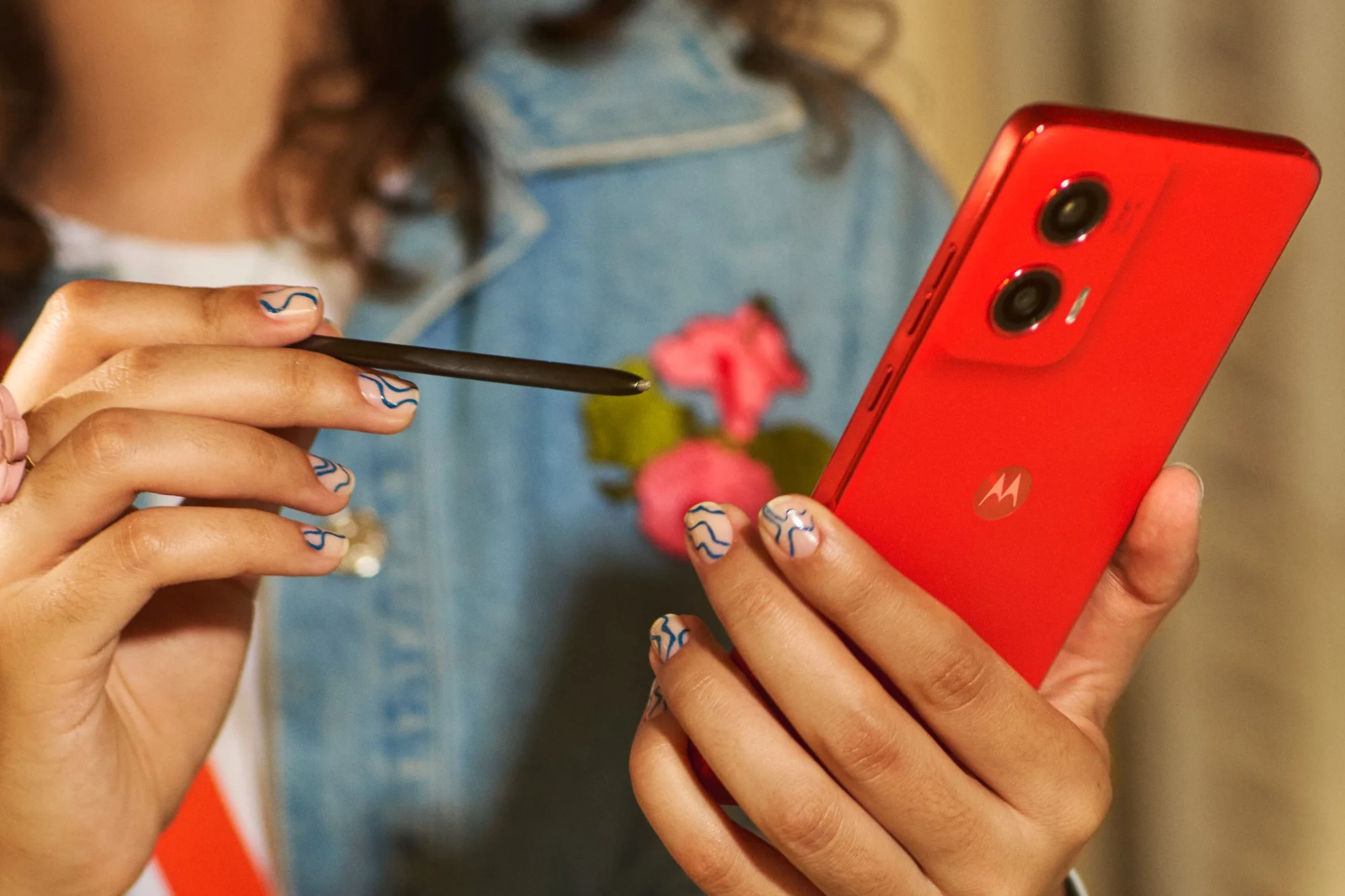 moto g stylus 5g 2024 lifestyle jpg