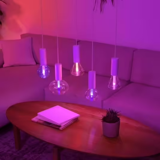 Philips Hue Twilight : Une lampe de chevet qui imite le lever et le coucher de soleil 52 1718726125705 jpg