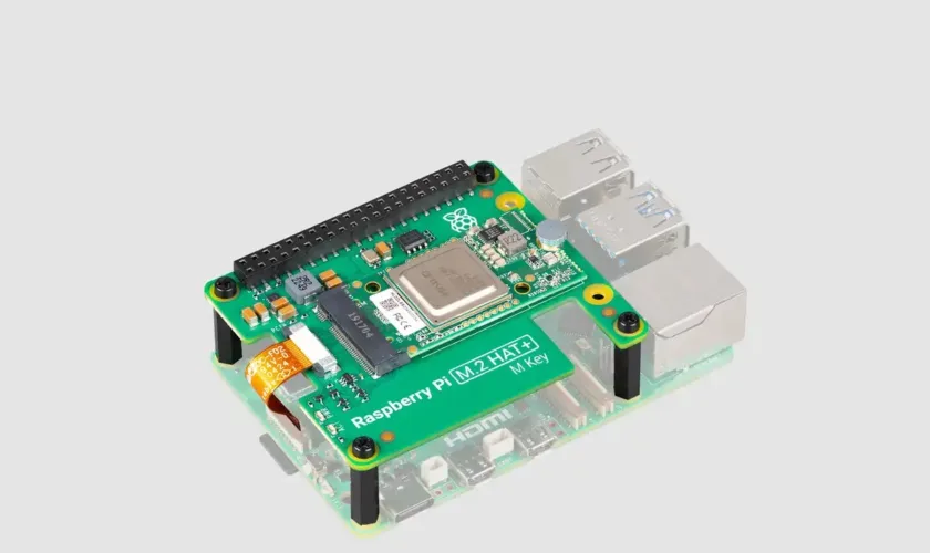 Raspberry Pi et Hailo lancent un AI Kit abordable pour le Raspberry Pi 5
