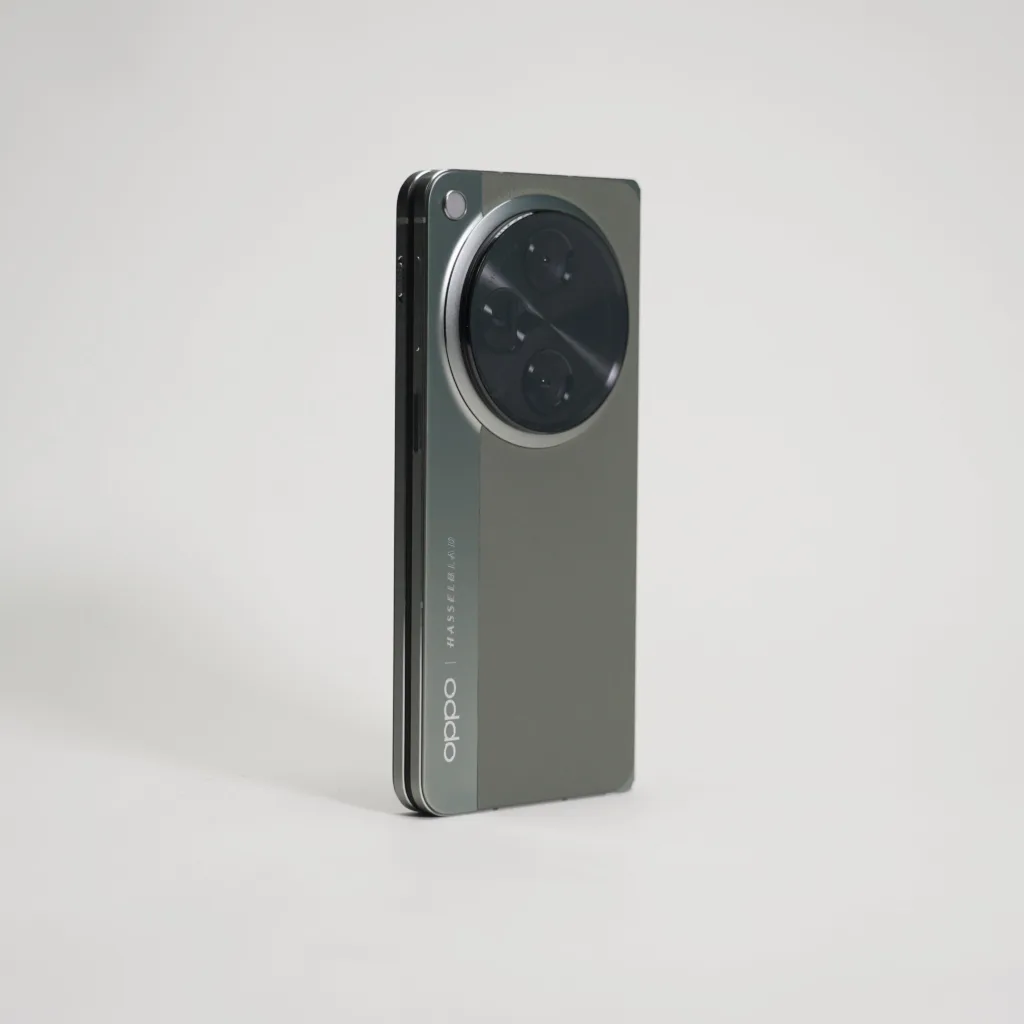 OPPO Find N3 : Un audacieux prototype avec cuir végétal révélé par Pete Lau 61 GXLbYuaaMAAuNft