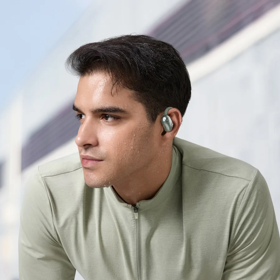 Soundcore dévoile le Space One Pro et le AeroFit 2 : Confort, qualité et innovation 56 soundcore AeroFit 2 Green Lifestyle Image 05 jpg
