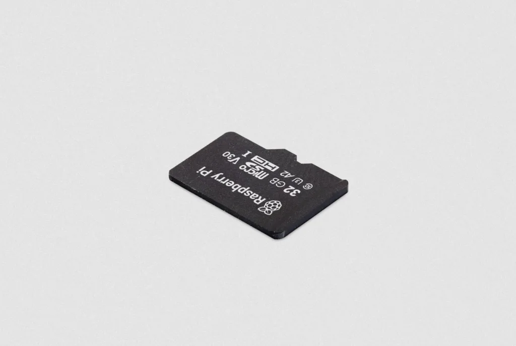 SD CARD 32GB 2048x1373 1