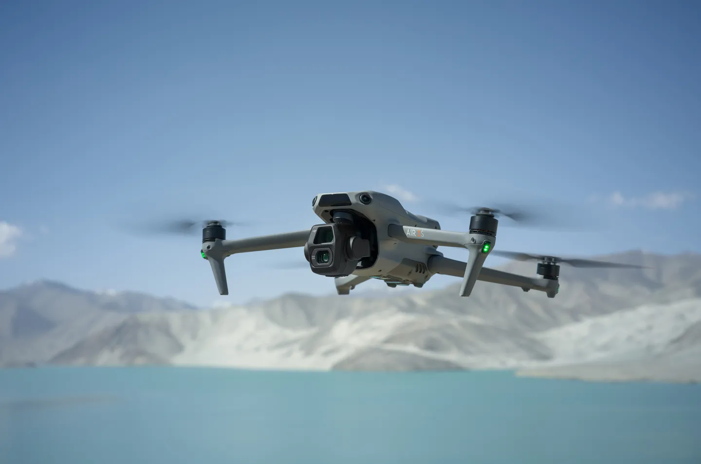 DJI Air 3S : Le drone polyvalent avec double capteur et LiDAR frontal